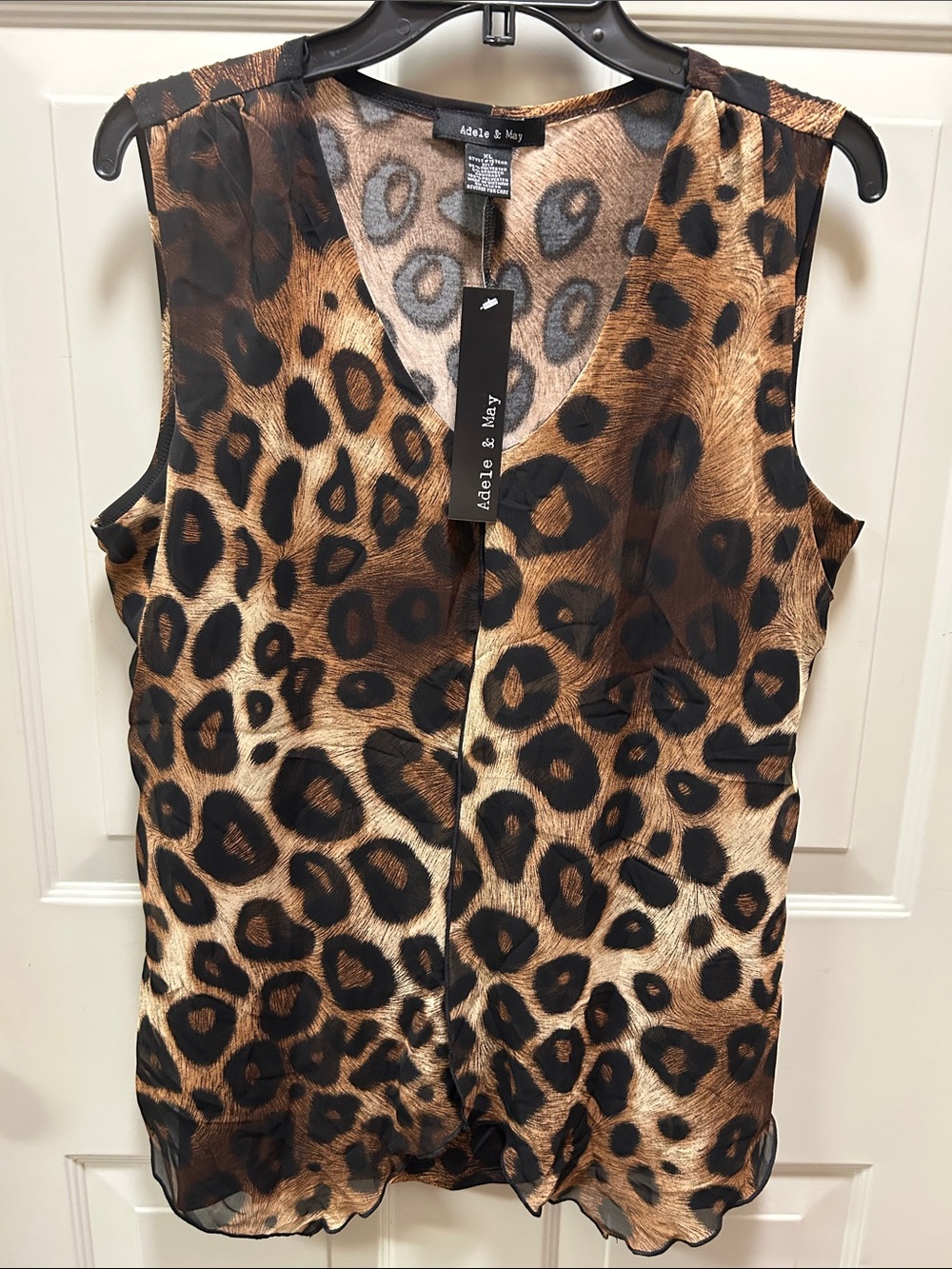 Adele & May Brown Leopard Print V-Neck Sleeveless Top